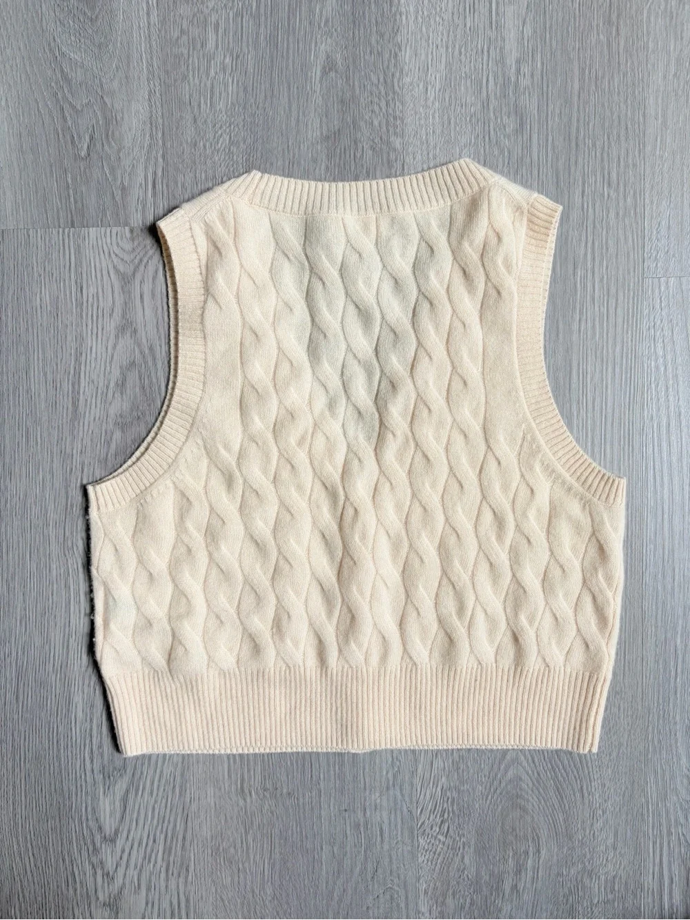 J.Crew 100% Cashmere Cable Knit Sweater Vest Cream Gold Button V-Neck Women's S